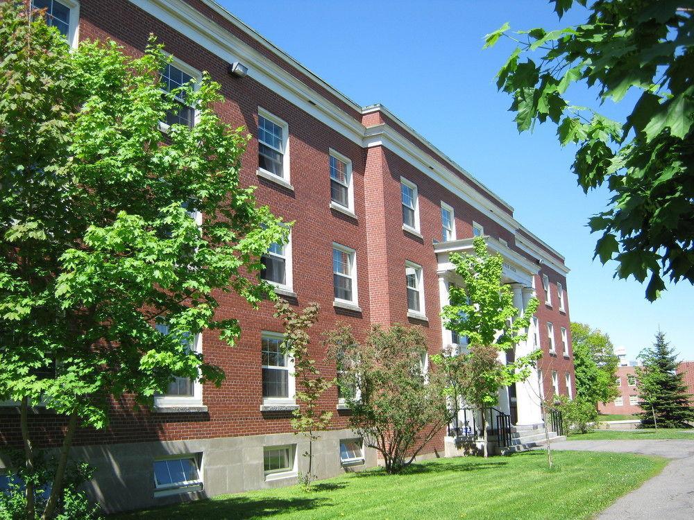Unb Fredericton Accommodations Exterior photo